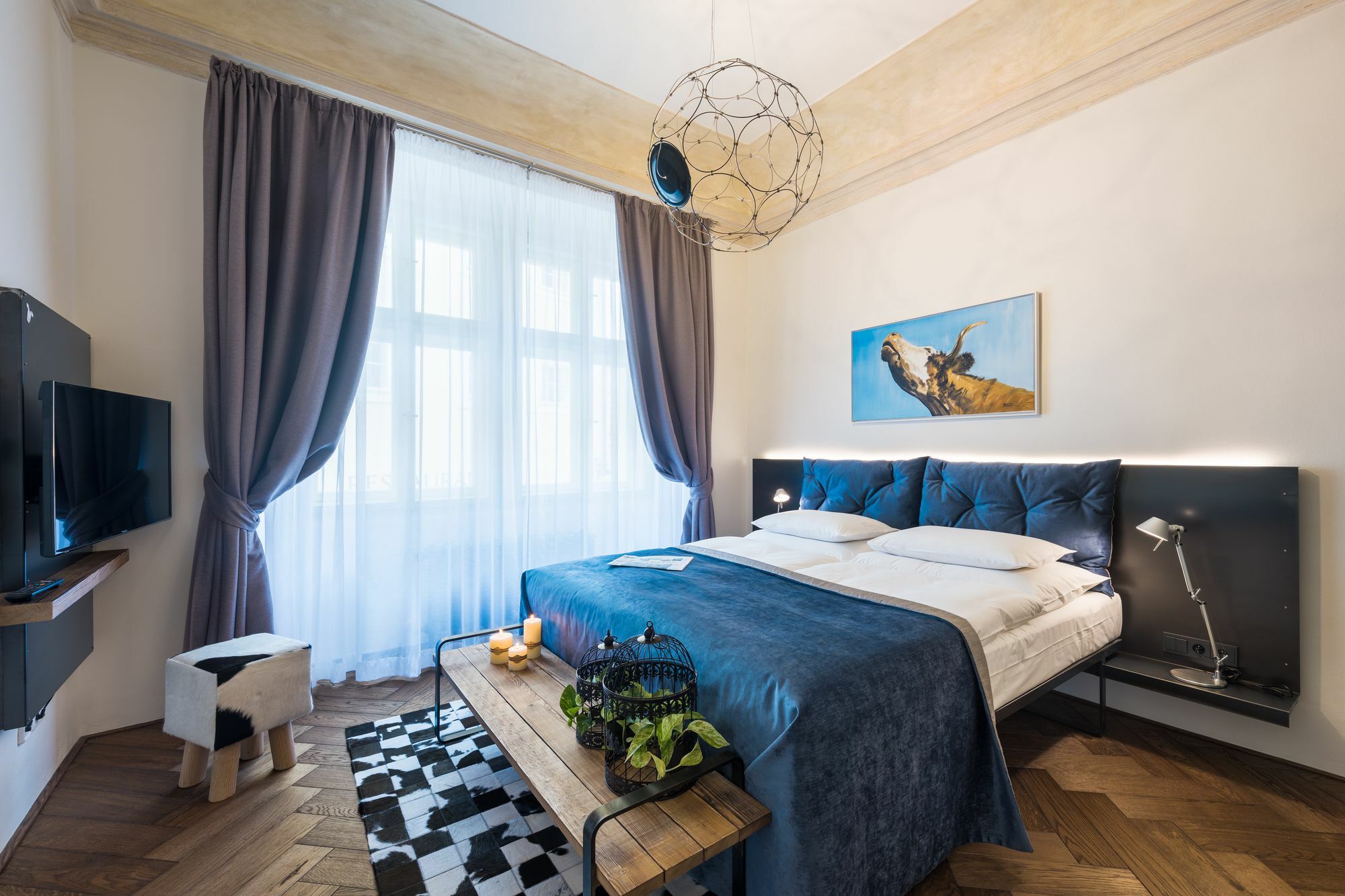 Mooo By The Castle Aparthotel 4*